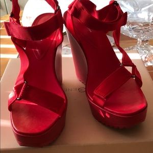 BCBG Wedge Sandal!! Only wore once.